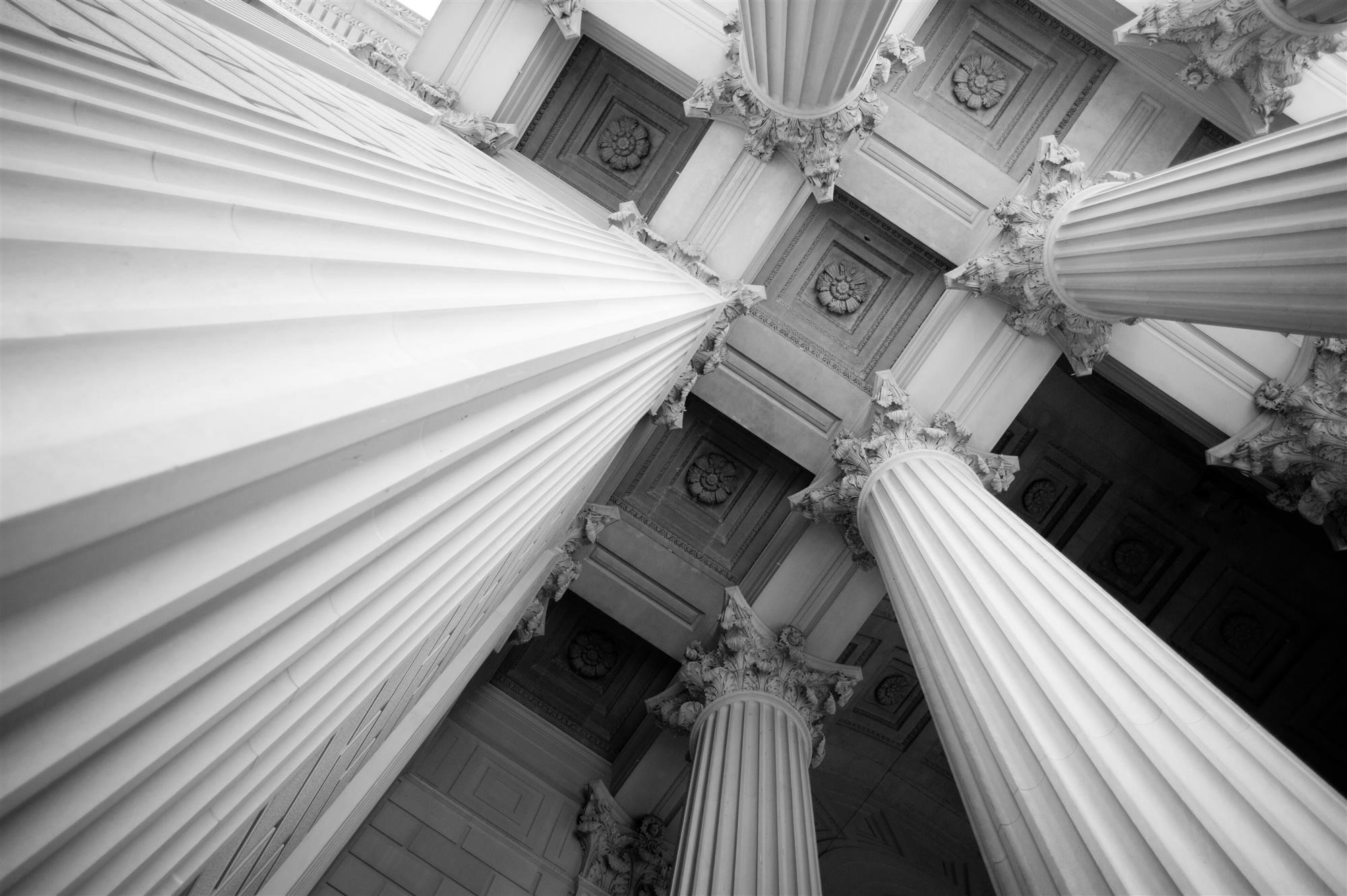 capital_building_columns_ceiling